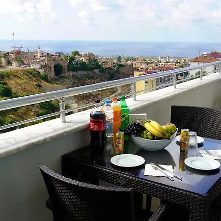 Zenofon Apartment *