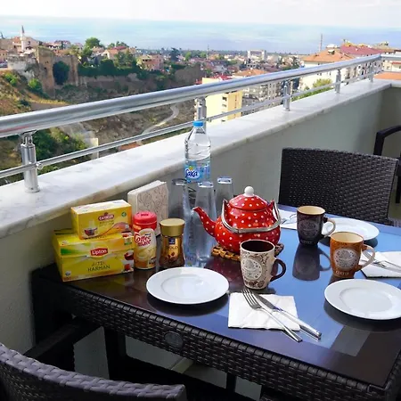 Daire Zenofon Trabzon